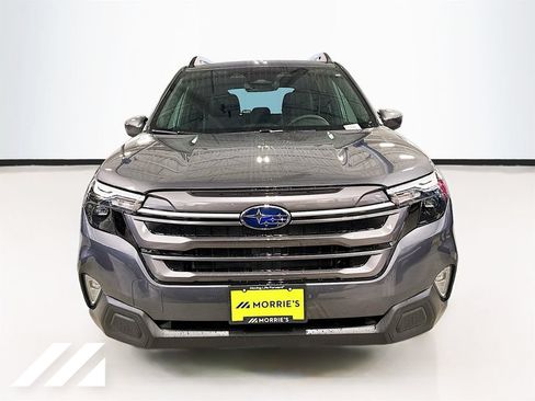 Used 2026 Subaru Forester Premium AWD/4WD image 2
