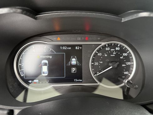 Used 2025 Nissan Versa SR w/ Trunk Package FWD image 21