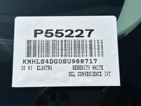 Used 2025 Hyundai Elantra SEL FWD image 32