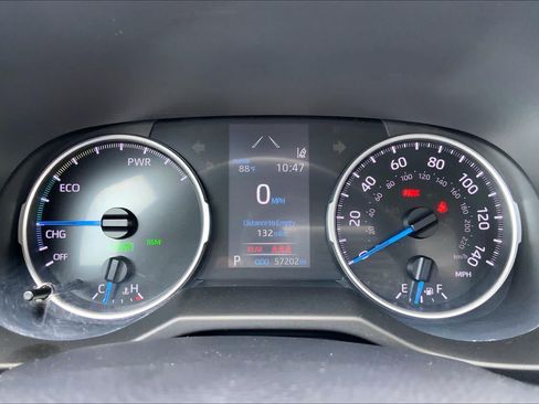Used 2019 Toyota RAV4 XLE AWD/4WD image 26