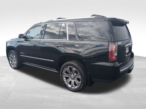 Used 2015 GMC Yukon Denali w/ Premium Package AWD/4WD image 3