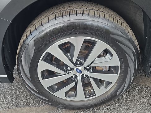 Certified 2024 Subaru Outback Premium AWD/4WD image 4