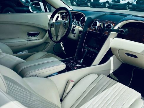 Used 2016 Bentley Continental GT image 8