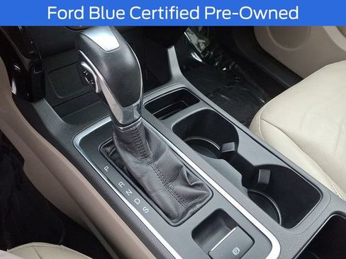Certified 2018 Ford Escape Titanium AWD/4WD image 17
