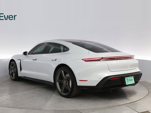 Used 2022 Porsche Taycan 4S image 14