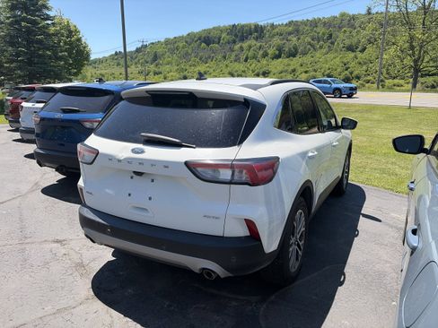 Used 2022 Ford Escape SEL AWD/4WD image 2