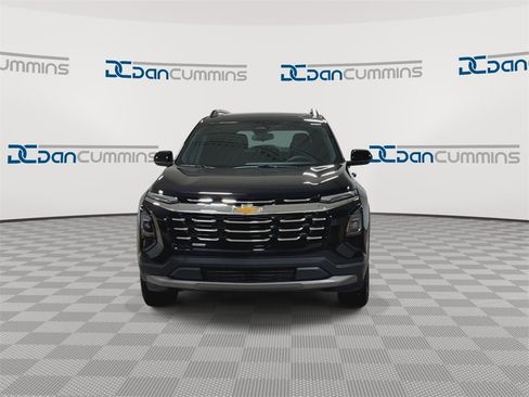 New 2026 Chevrolet Equinox LT image 3