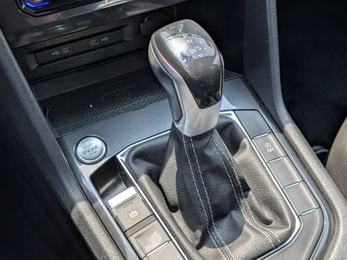 Certified 2022 Volkswagen Tiguan SE AWD/4WD image 24