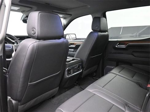 Used 2023 GMC Sierra 1500 Denali w/ Denali Reserve Package image 16