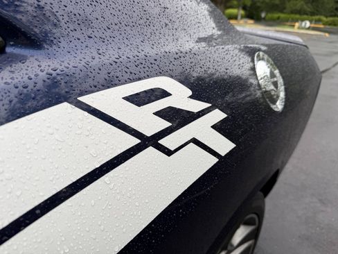 Used 2013 Dodge Challenger R/T RWD image 9