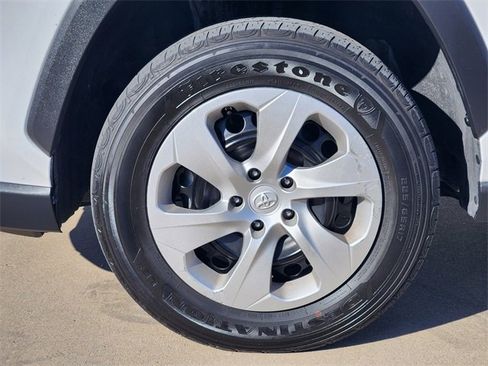 Used 2024 Toyota RAV4 LE image 8