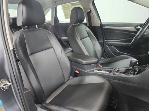 Used 2019 Volkswagen Jetta SE FWD image 44