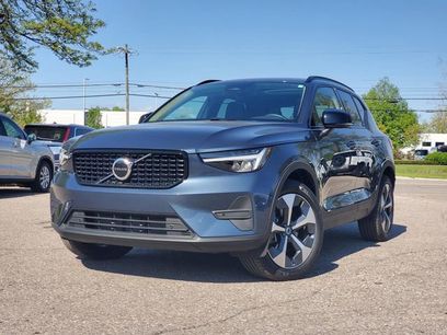 Used 2026 Volvo XC40 B5 Core w/ Protection Package Premier