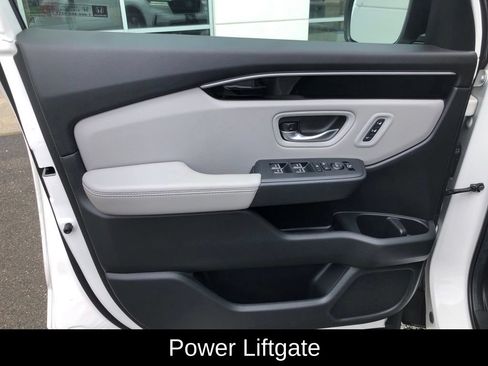 Certified 2025 Honda Pilot EX-L image 11
