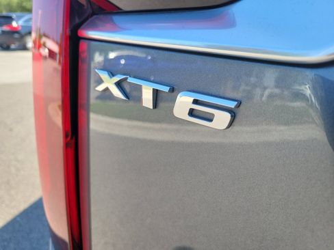 Used 2020 Cadillac XT6 Premium Luxury FWD image 14