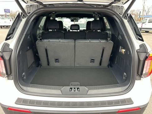 New 2026 Ford Explorer ST-Line w/ Premium Package image 22
