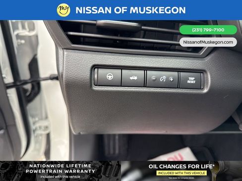 New 2025 Nissan Altima 2.5 SL image 14