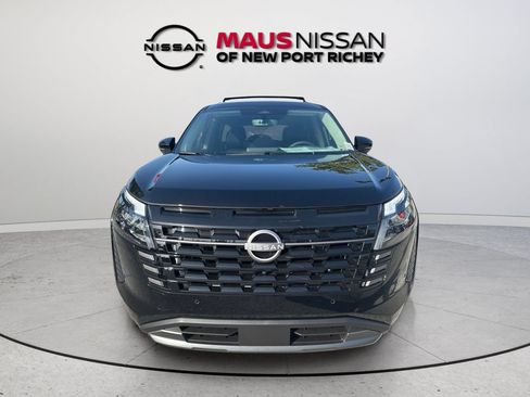 New 2026 Nissan Pathfinder Platinum w/ Accent Package FWD image 5