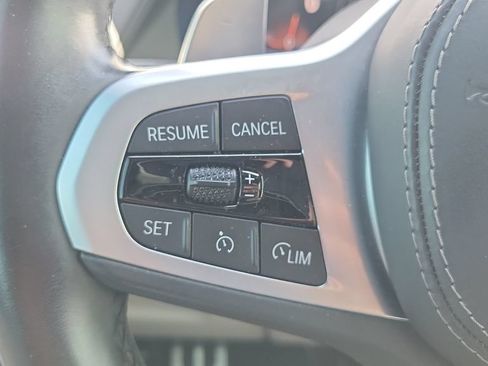 Used 2022 BMW X5 sDrive40i w/ M Sport Package RWD image 20