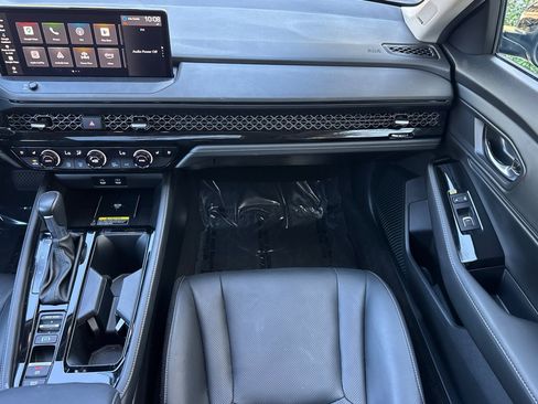 Used 2024 Honda Accord Touring image 30