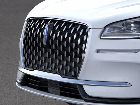 New 2025 Lincoln Corsair Grand Touring image 17