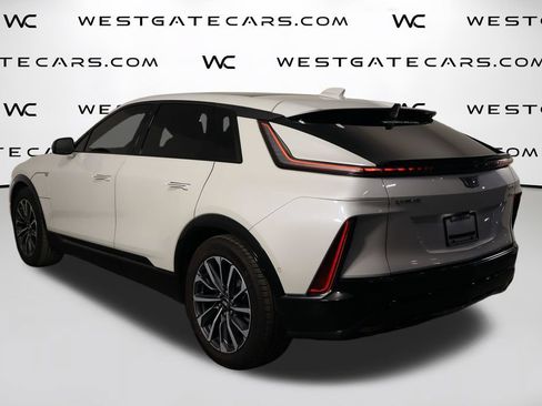 Used 2024 Cadillac Lyriq Sport RWD image 42