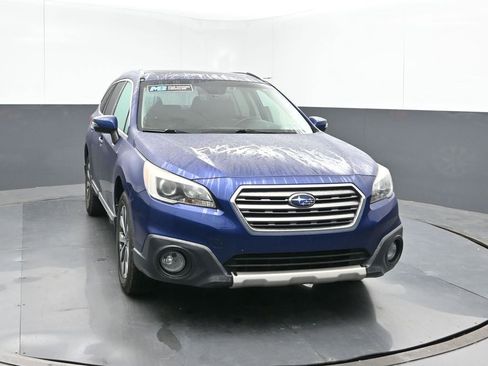 Used 2017 Subaru Outback 2.5i Touring w/ Popular Package #5A image 8
