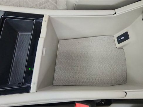 Used 2025 Volkswagen Atlas SEL Premium R-Line image 58