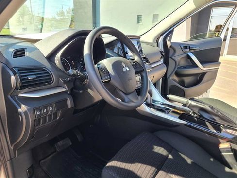 Used 2023 Mitsubishi Eclipse Cross ES image 13