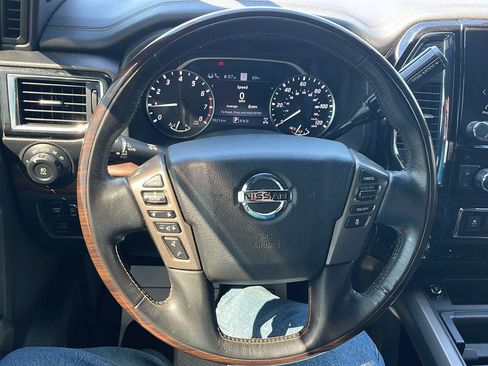 Used 2021 Nissan Titan Platinum Reserve w/ Moonroof Package AWD/4WD image 10