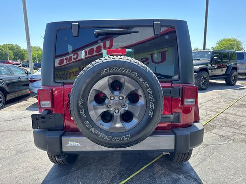 Used 2013 Jeep Wrangler Sahara w/ Connectivity Group AWD/4WD image 4