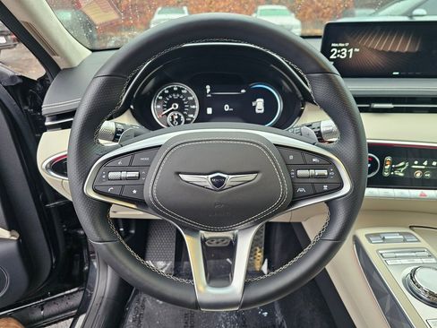 Used 2025 Genesis GV70 3.5T Sport w/ Sport Advanced Package image 11