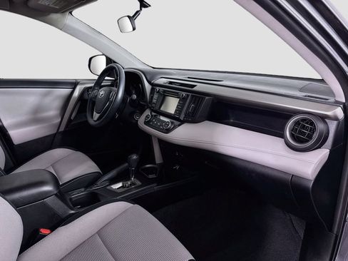 Used 2016 Toyota RAV4 XLE AWD/4WD image 19