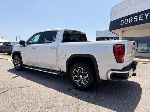 Used 2022 GMC Sierra 1500 SLT AWD/4WD image 6