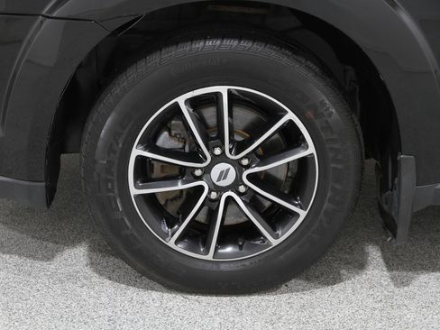 Used 2019 Dodge Journey SE w/ Blacktop Package image 19