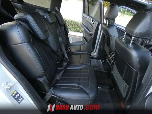 Used 2017 Mercedes-Benz GLS 450 4MATIC image 36