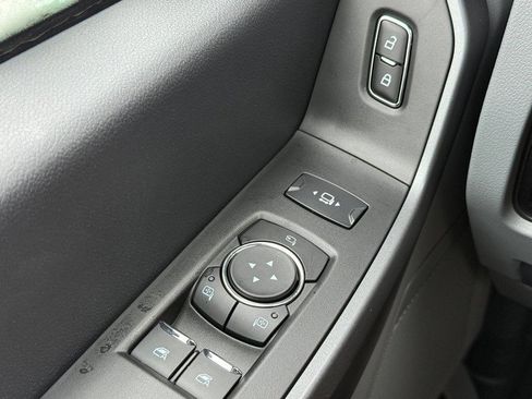 New 2025 Ford F250 XLT w/ 360-Degree Camera Package image 15