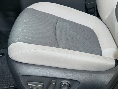 New 2025 Toyota RAV4 XLE image 18