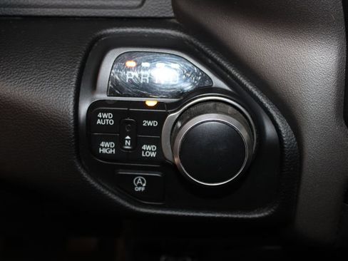 Used 2020 RAM 1500 Big Horn AWD/4WD image 38