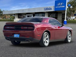 Used 2019 Dodge Challenger SXT video 2