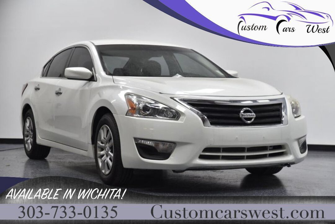 Used 2013 Nissan Altima 2.5 S FWD image 1
