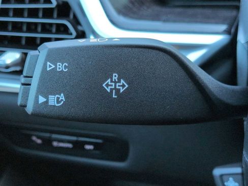 New 2026 BMW X6 xDrive40i w/ Premium Package image 29