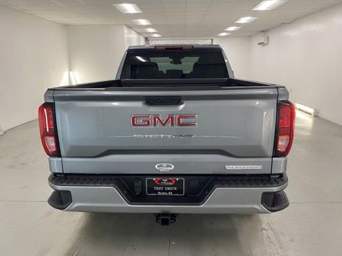New 2025 GMC Sierra 1500 Elevation image 8