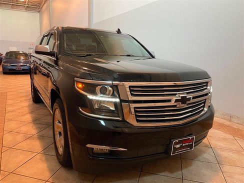 Used 2015 Chevrolet Suburban LTZ AWD/4WD image 54