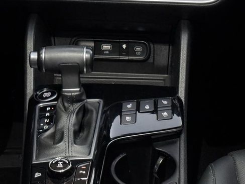Used 2024 Kia Sportage SX image 21