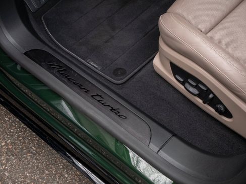 Used 2024 Porsche Macan Turbo Electric w/ Premium Package image 28