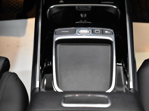 Used 2026 Mercedes-Benz GLA 250 4MATIC image 24