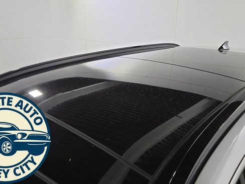 Used 2022 Hyundai Tucson SEL w/ Cargo Package image 9