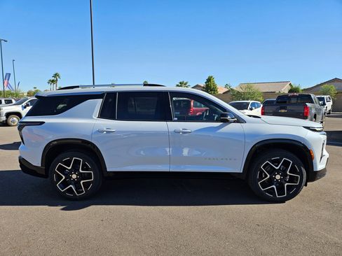 New 2026 Chevrolet Traverse High Country image 6