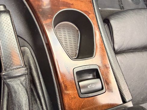 Used 2012 BMW 328i Convertible image 22